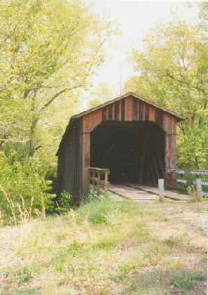 Howard Bridge GA-109-01. Photo by Lisette Keating 4/23/04